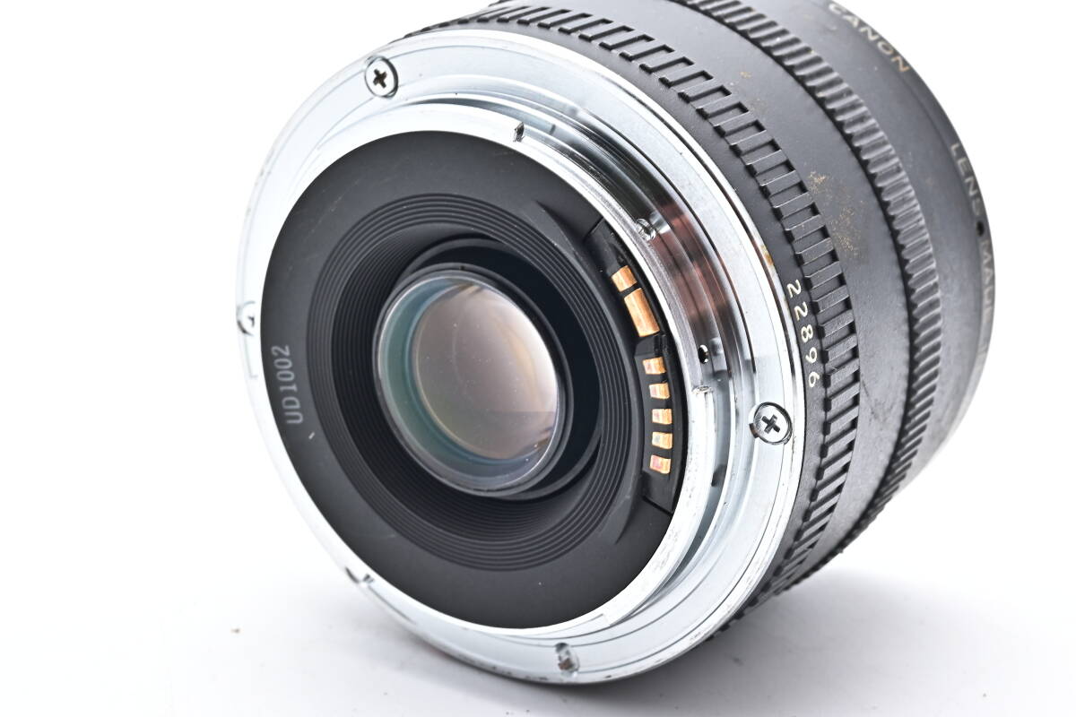 1A-876 Canon Canon EF 24mm f/2.8 auto focus lens 