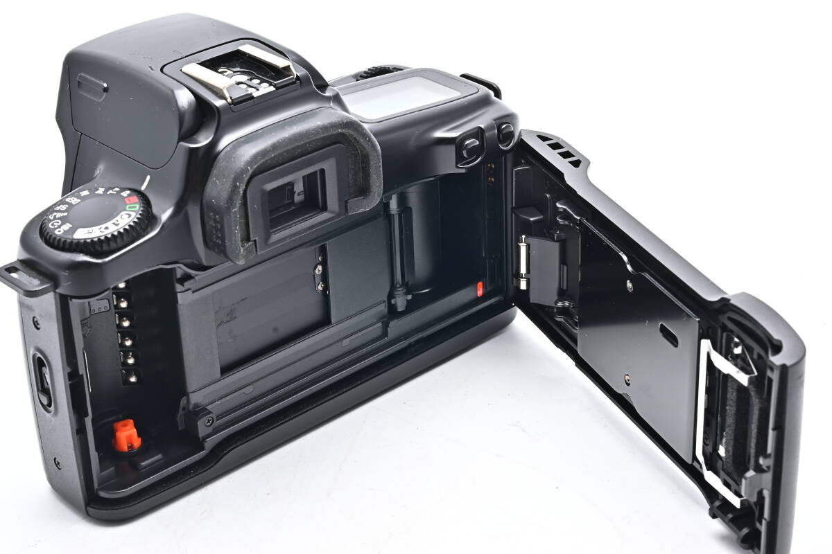 1B-374 Canon キヤノン EOS 1000 S EF 35-135mm f/4-5.6 一眼レフフィルムカメラ オートフォーカス_画像4