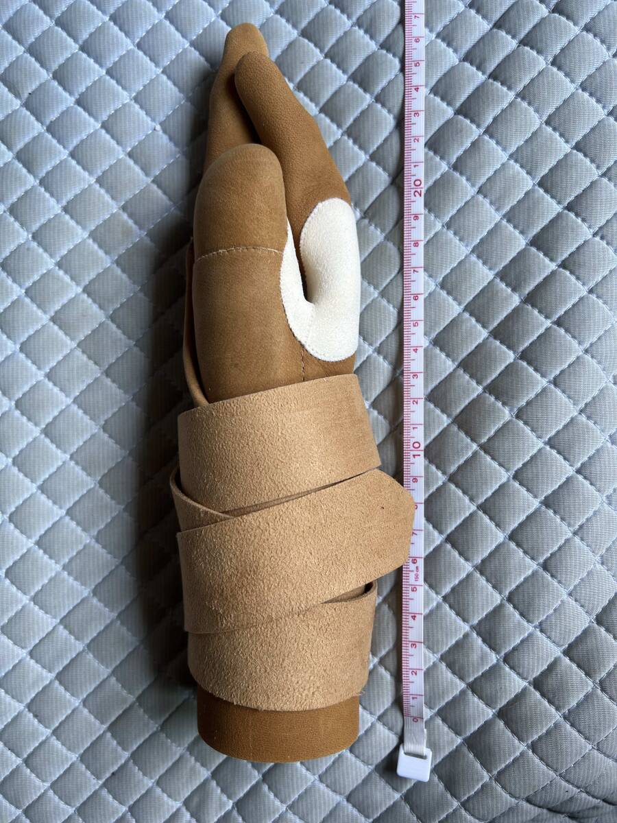 8101円 弓道 ゆがけ 燻し革 三つガケH 5号L 新品未使用 - 弓道 8101円 弓道 ゆがけ 燻し革 三つガケH 5号L 新品未使用 - 弓道