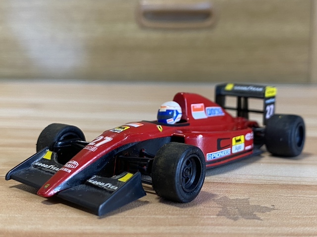  миникар ONYX FERRARI F1/90 643 1/43 FABRIQUE AU PORTUGAL 3 body Junk 