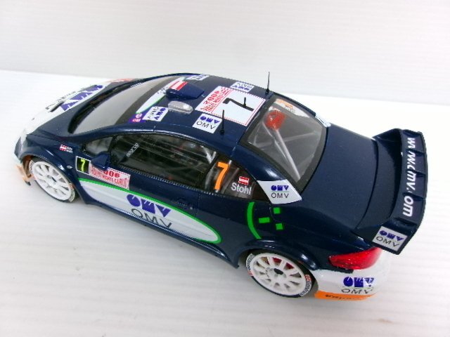 タミヤ 1/24 プジョー 307 WRC #7 OMV モンテカルロ 2006仕様 プラモデル 完成品 (4122-437)_画像6