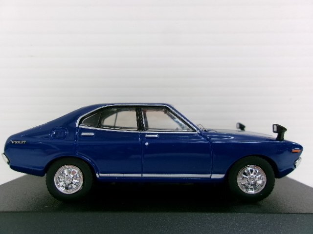 ファースト43 1/43 ニッサン バイオレット 1973 ブルー (3242-338)_画像3