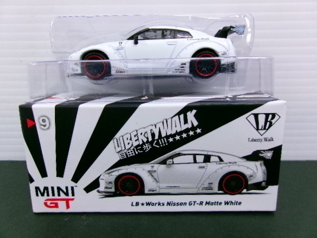 TSM model Mini GT 1/64 LB Works Nissan GT-R R35 Type 1 rear wing Ver.1 mat white right steering wheel (4246-124)