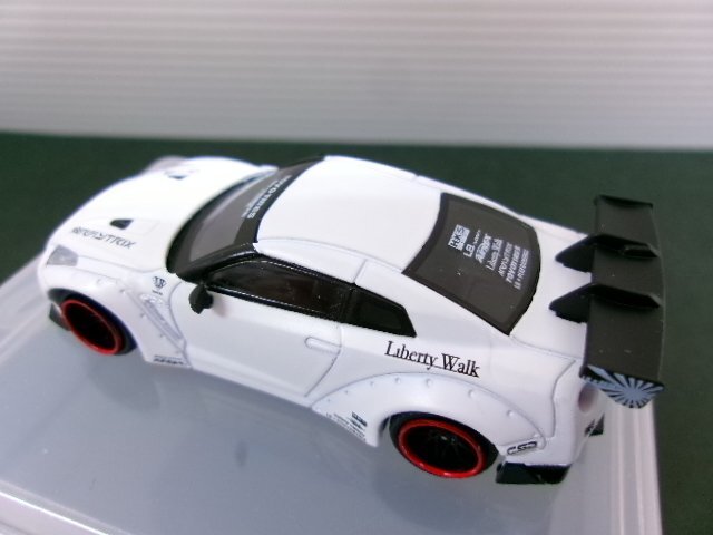 TSM model Mini GT 1/64 LB Works Nissan GT-R R35 Type 1 rear wing Ver.1 mat white right steering wheel (4246-124)