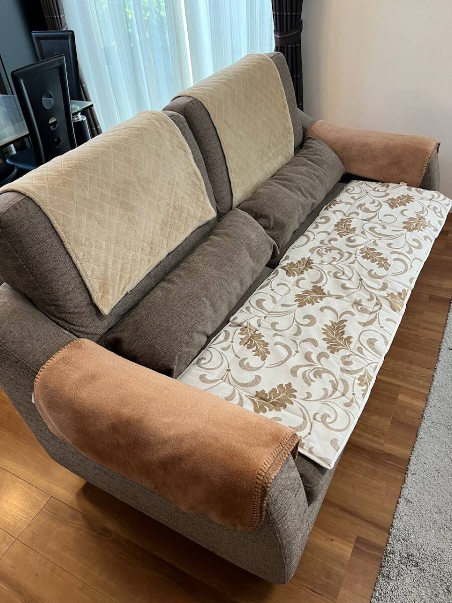  large . furniture 3 seater . sofa 