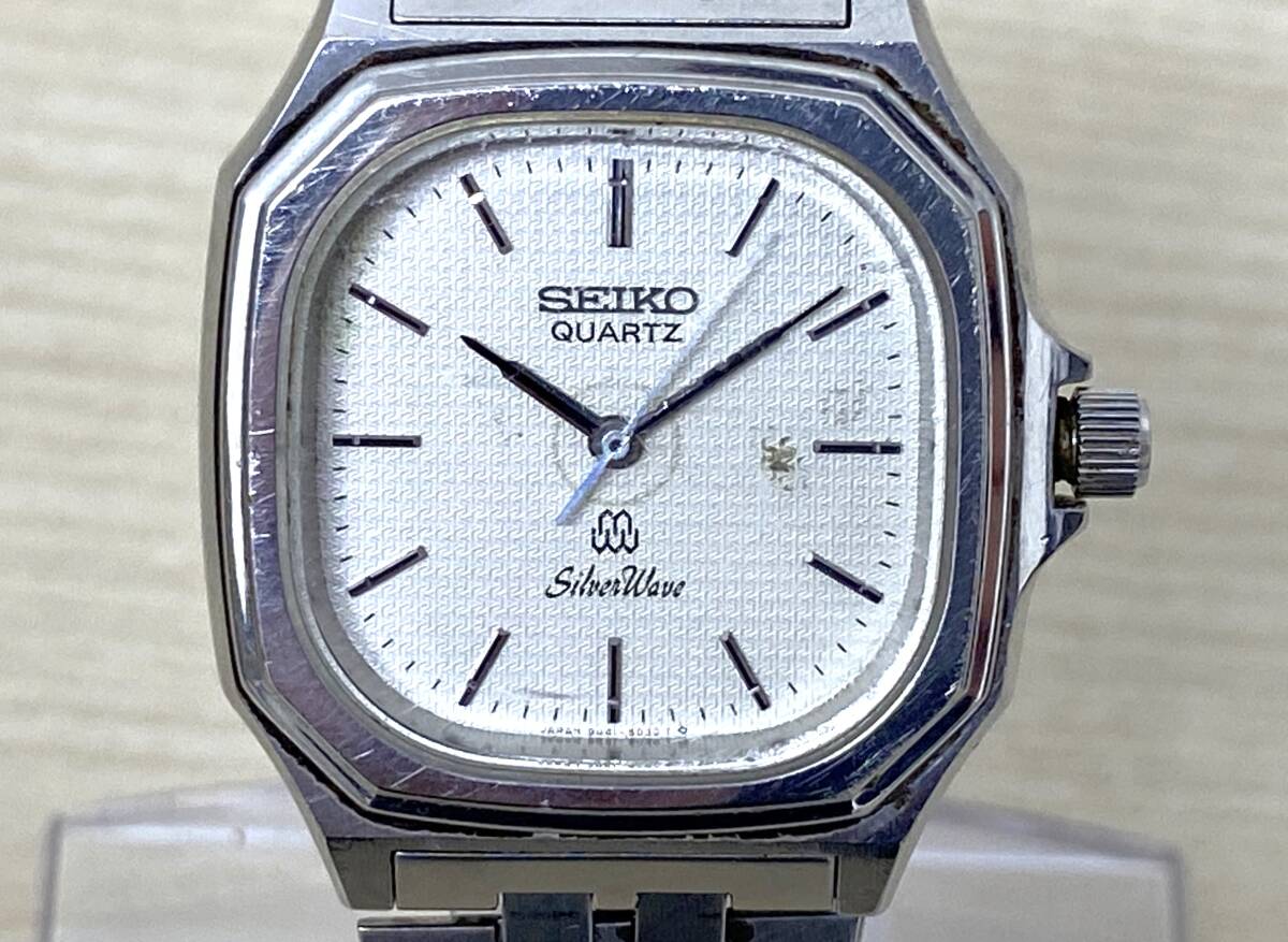 【4315】SEIKO セイコー 9441-5020 クォーツ ホワイト文字盤 シルバー文字盤 3針 アナログ メンズ 腕時計 クオーツ アンティーク 希少の画像4