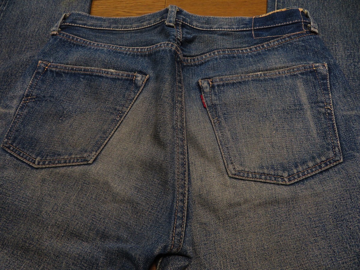 日本製(2003年製)★W33(約80cm)【LEVIS/リーバイス】ビンテージ/1950年代/501xx/復刻/55501/赤耳/BIG-E/隠しリベット/色落ち加工/★_画像6