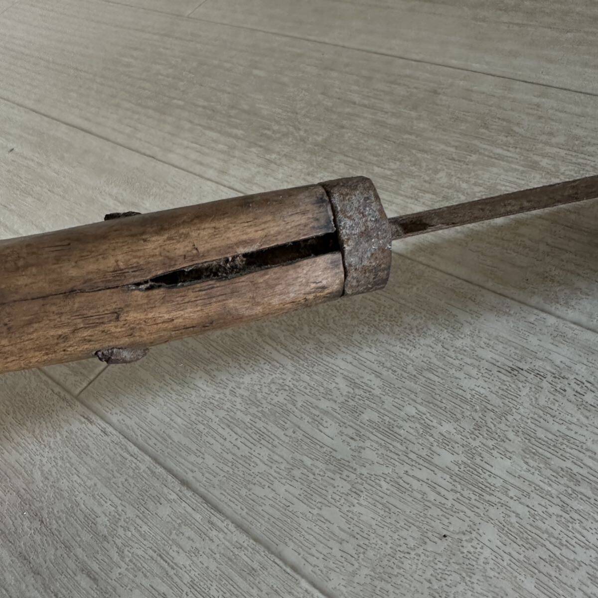  старый топорик топорик nata плотничный инструмент старый инструмент . индустрия режущий инструмент дрова десятая часть 