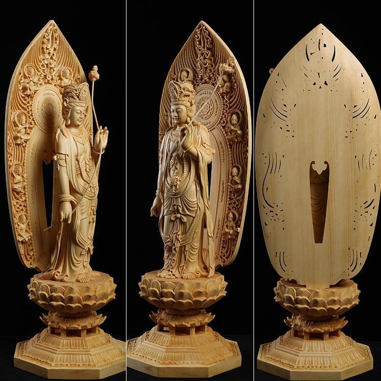 総檜材　仏教工芸品　木彫仏教　精密彫刻　極上品　仏師で仕上げ品　月光観音菩薩立像 高43.0cm_画像2