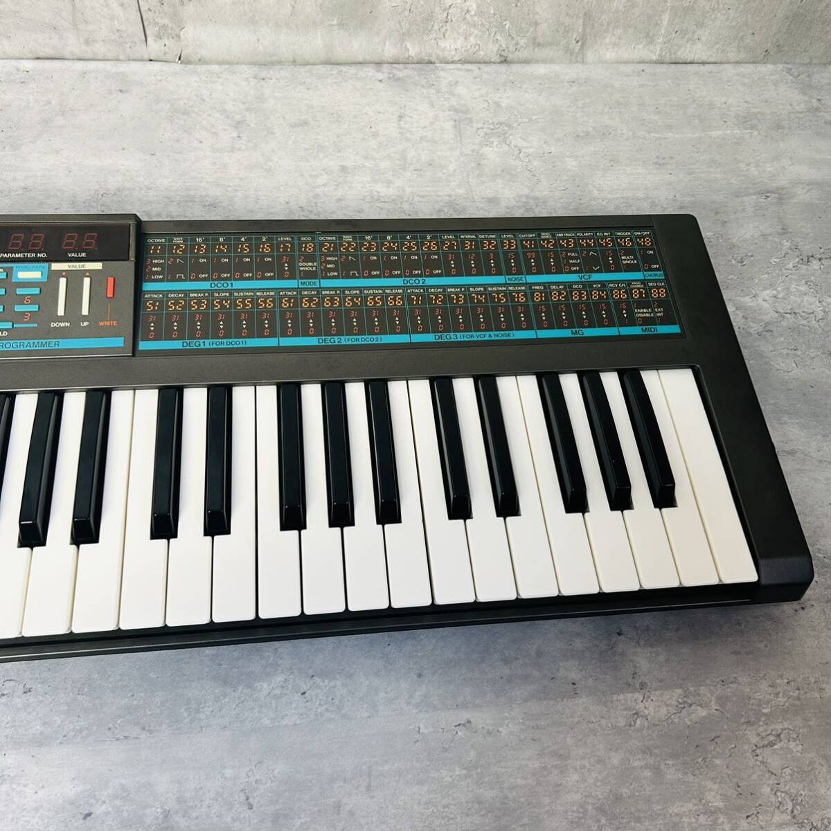 KORG コルグ poly-800 シンセサイザー 49鍵盤 コンパクト レトロ 希少_画像4