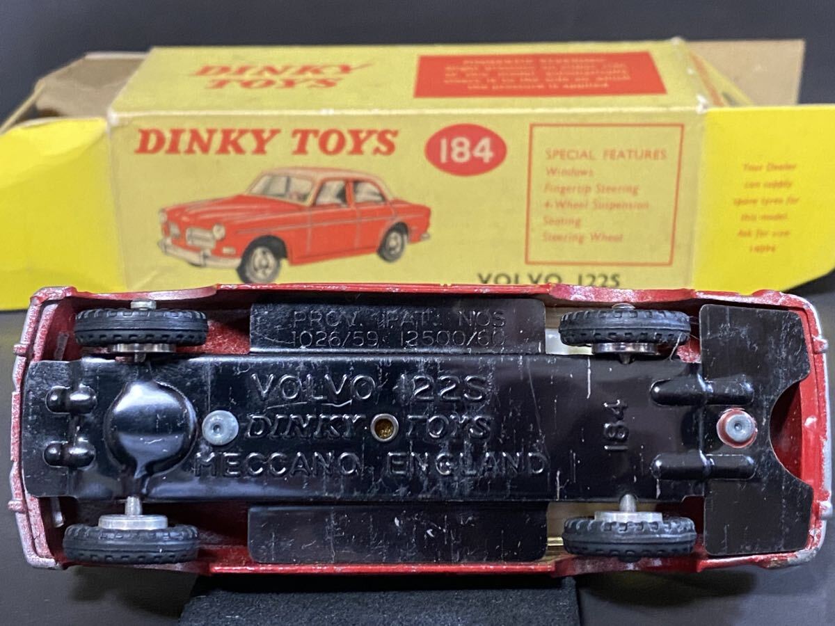 英 Dinky Toys #184 Volvo 122S  ディンキー ボルボ アマゾン Amazon スウェーデン ビンテージ vintage Meccano England GB UKの画像7