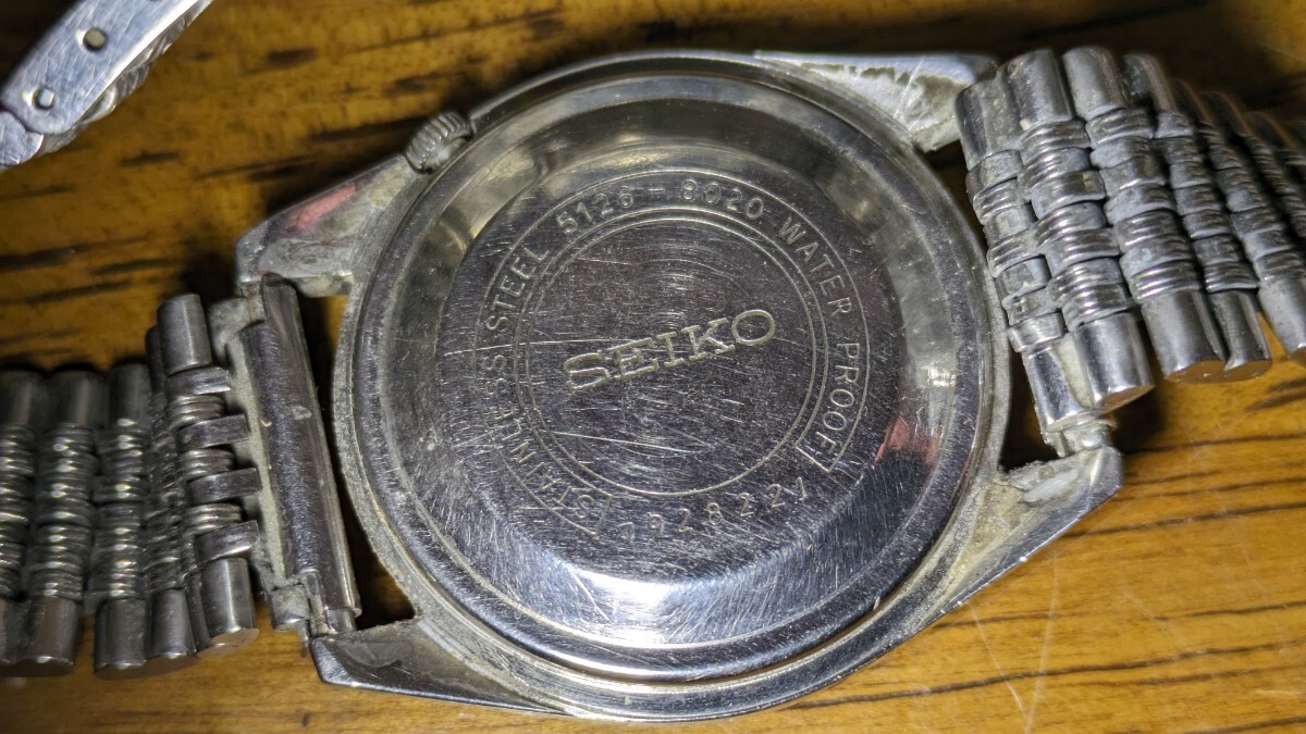 SEIKO セイコー５ファイブ 自動巻き 腕時計 稼働品 使用感ありの中古品 23JEWELS 23石_画像4