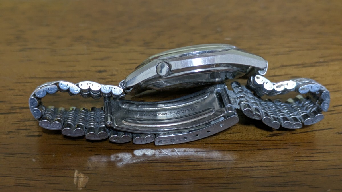SEIKO セイコー５ファイブ 自動巻き 腕時計 稼働品 使用感ありの中古品 23JEWELS 23石_画像5