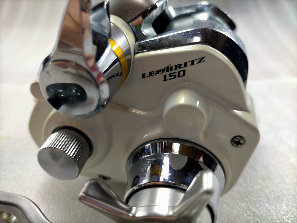 釋麥【日本製】 ダイワ レオブリッツ 150 小型電動リール DAIWA LEOBRITZ 検 シーボーグ フォースマスター マグマックス 801243 1501F_画像6