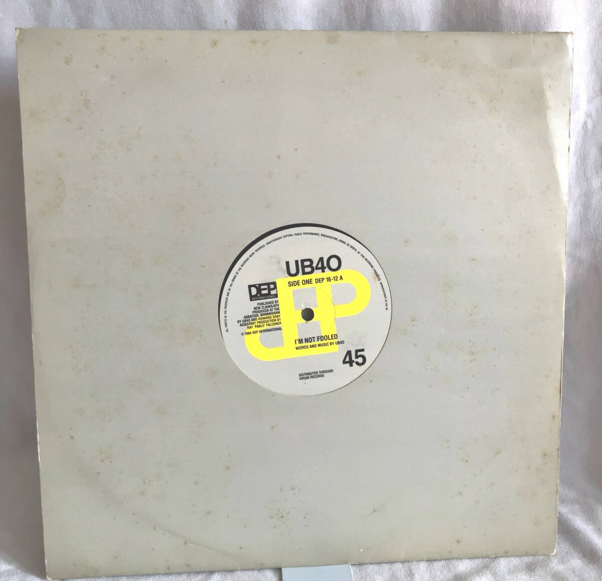 輸入盤LP UB40 I'm Not Fooled / The Pillow ,Vinyl, 12", 45 RPM, Single 2曲収録の12インチシングル_画像1