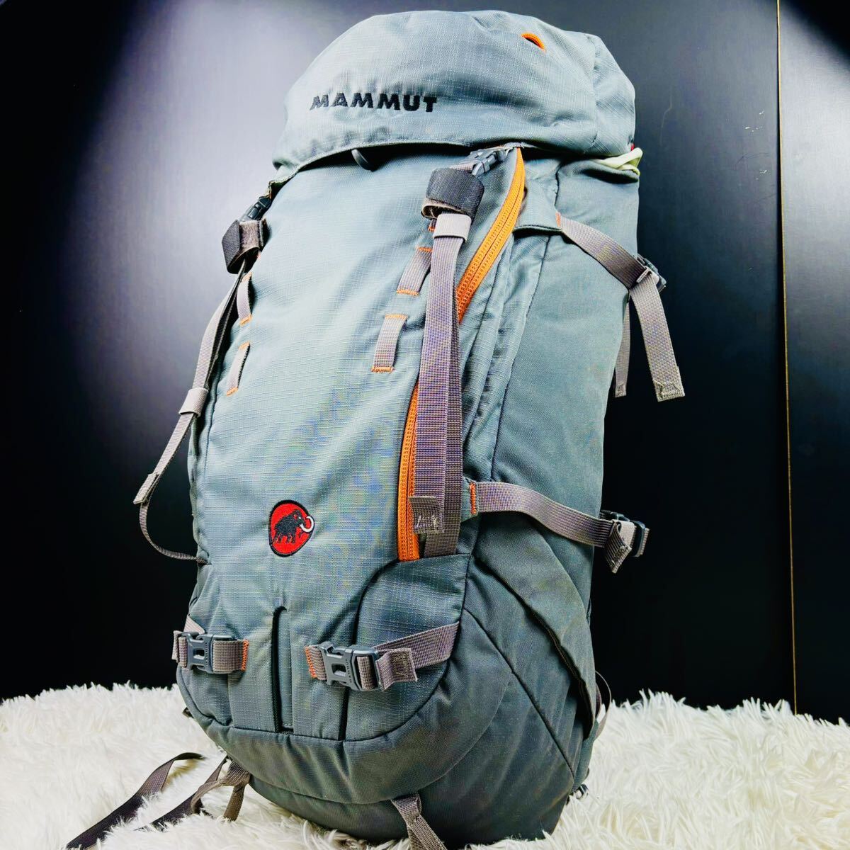 美品 大容量 MAMMUT マムート リュック バックパック 登山 クライミング アウトドア カーキ グリーン ナイロンメンズ ユニセックス_画像1