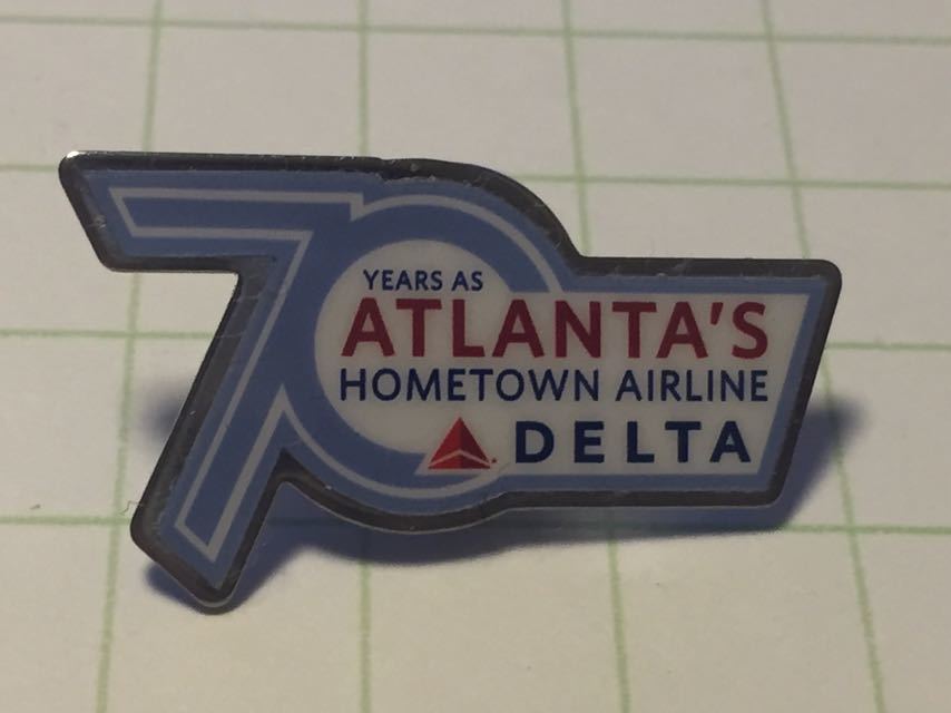 delta デルタ航空 スカイチーム アトランタベース 70周年記念 ピンバッチ ピンバッジ_画像1