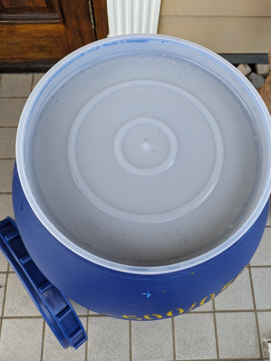  rain water tank 130L blue Logo, cook attaching, free shipping 
