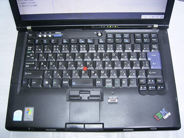 ジャンク ThinkPad Z60t 液晶パネル内部に汚れ_画像6