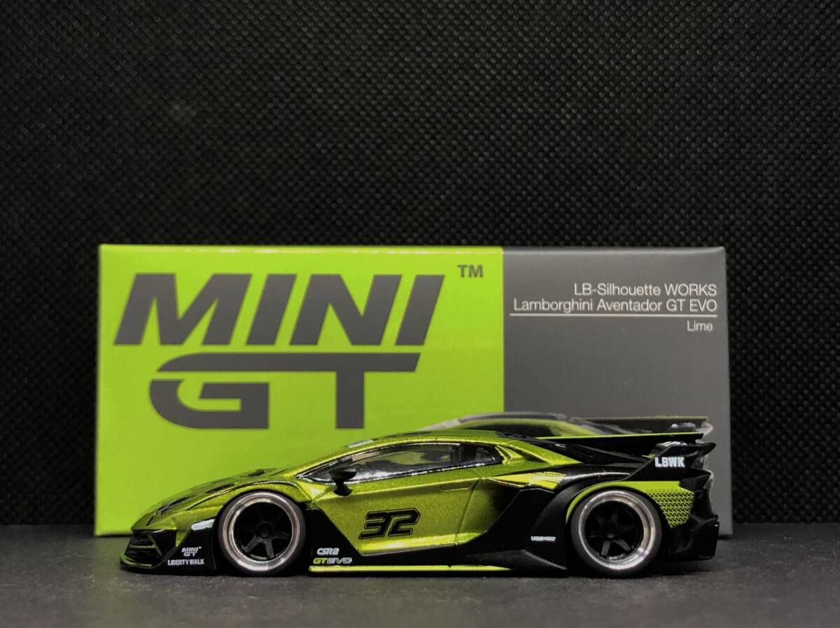 TSMモデル 1/64 LB-Silhouette WORKS Lamborghini Aventador GT EVO Lime LHD 改 深リム MINI GTの画像5