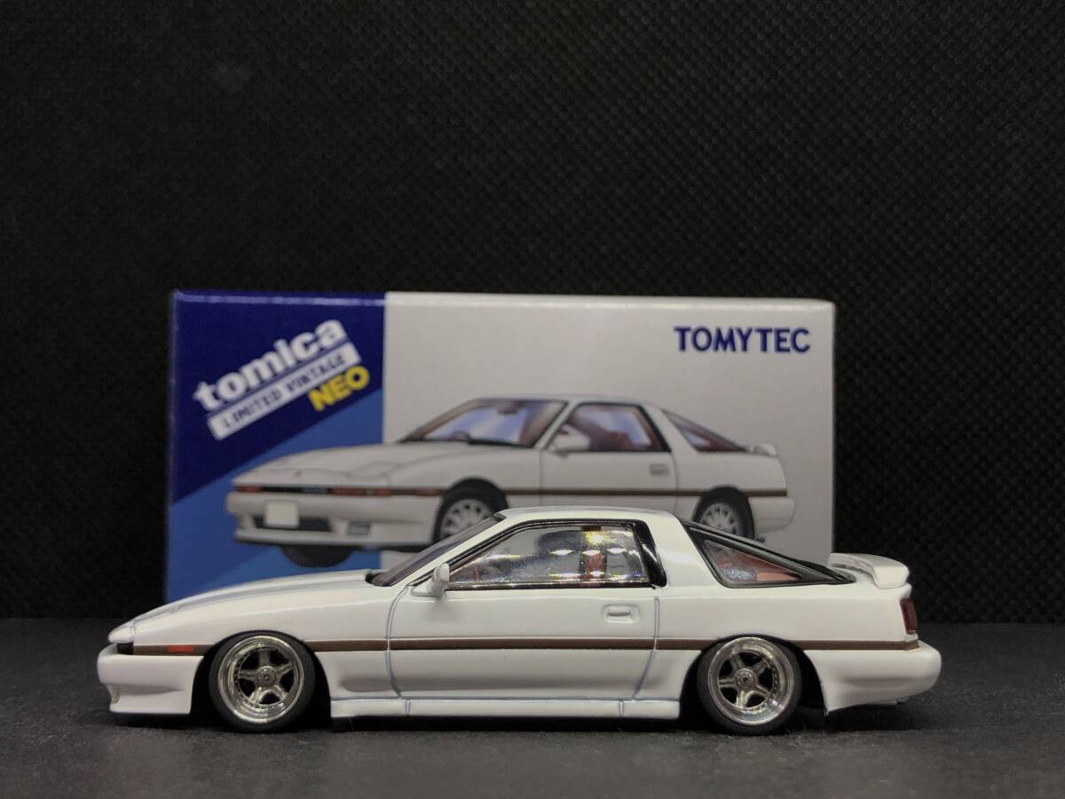 トミカリミテッドヴィンテージ 1/64 トヨタ スープラ 3.0GT ターボ (86年式) 改 深リム_画像5