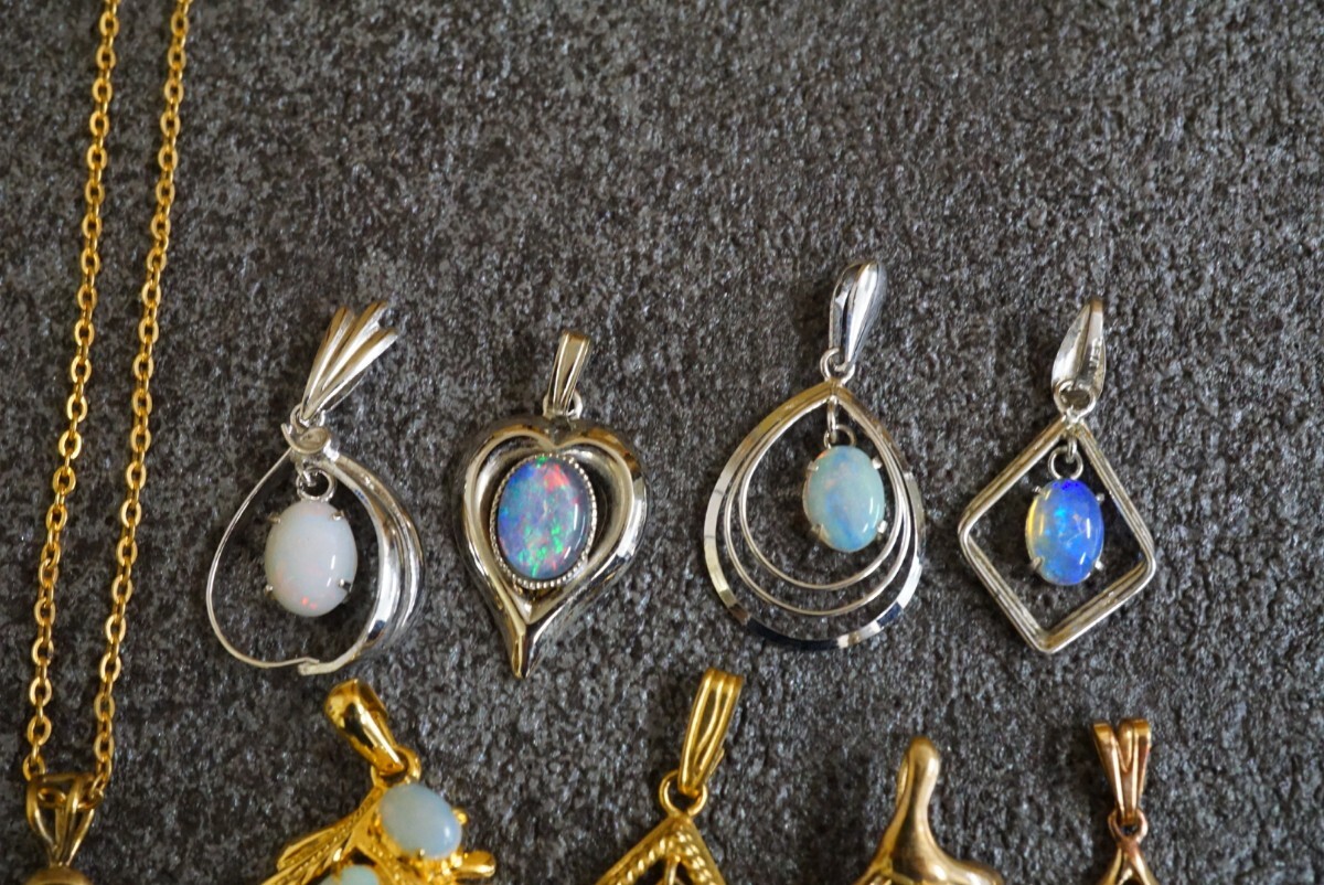 B832 オパール ネックレス ペンダント ヴィンテージ アクセサリー opal カラーストーン 大量 セット まとめて おまとめ まとめ売りの画像4