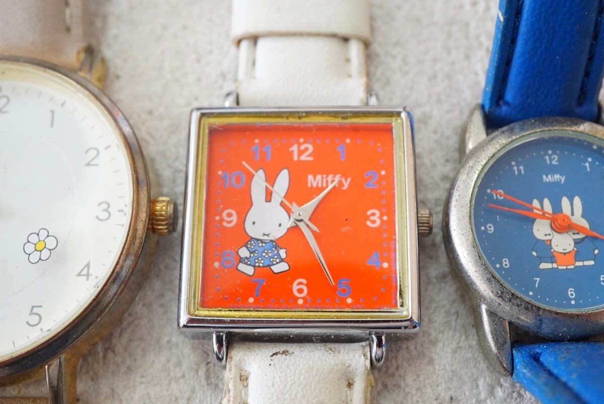 F692 Miffy/ミッフィー キャラクター 腕時計 3点セット アクセサリー 大量 まとめて おまとめ まとめ売り 不動品の画像3