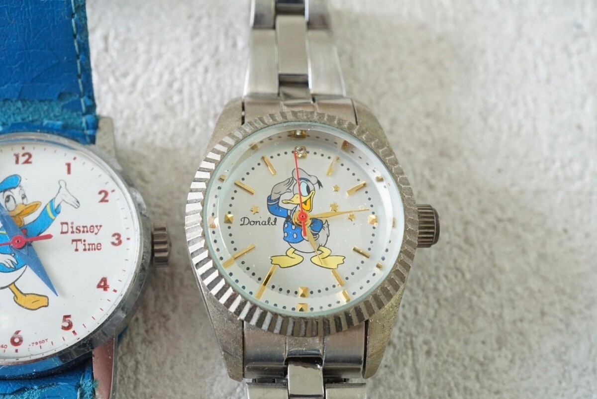 F685 Disney/ディズニー Donald Duck/ドナルド・ダック 腕時計 4点セット アクセサリー 大量 まとめて おまとめ まとめ売り 不動品の画像5