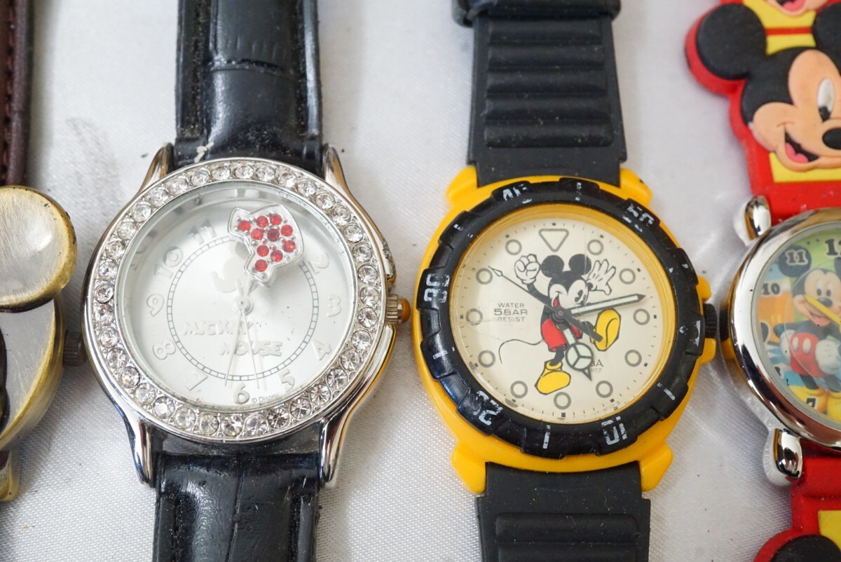 F967 Disney/ディズニー MICKEY MOUSE/ミッキーマウス 腕時計 10点セット アクセサリー 大量 まとめて おまとめ まとめ売り 不動品_画像4