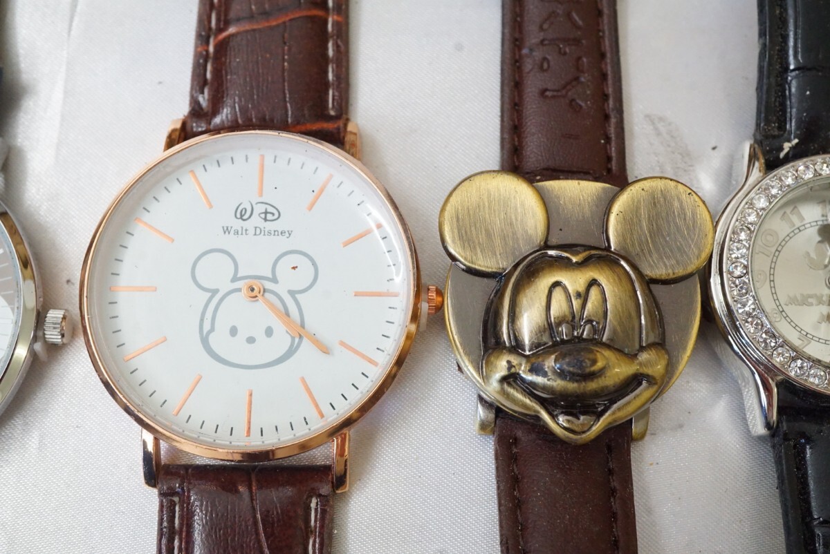 F967 Disney/ディズニー MICKEY MOUSE/ミッキーマウス 腕時計 10点セット アクセサリー 大量 まとめて おまとめ まとめ売り 不動品_画像3