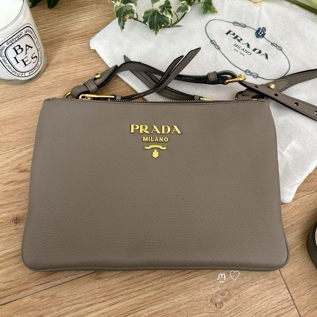 送料無料　PRADA　プラダ　ダブルファスナーショルダーバッグ　斜めがけポシェット　ヴィッテロ_画像2