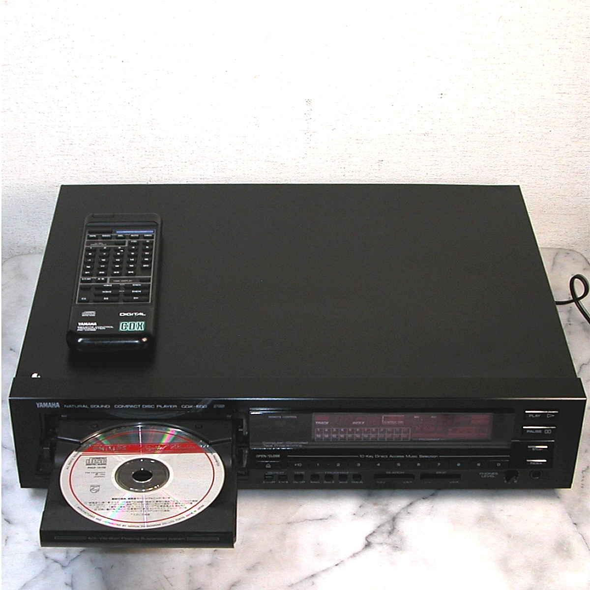 YAMAHA CDX-600 CD PLAYER リモコン付き　動作良品_画像2