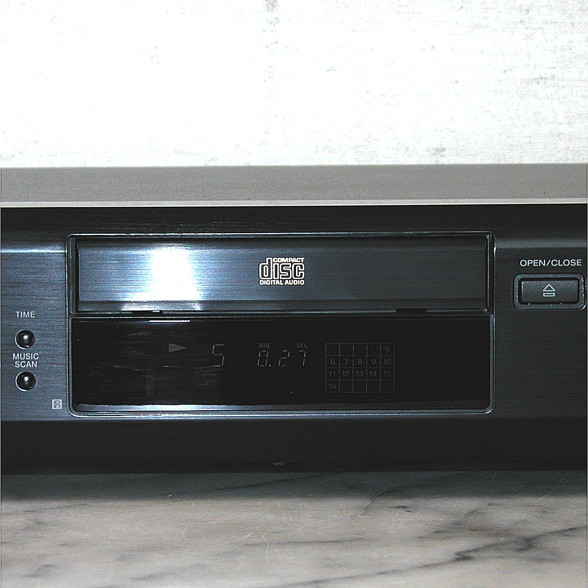 SONY CDP-XE500 CD PLAYER リモコン付き　動作美品_画像3