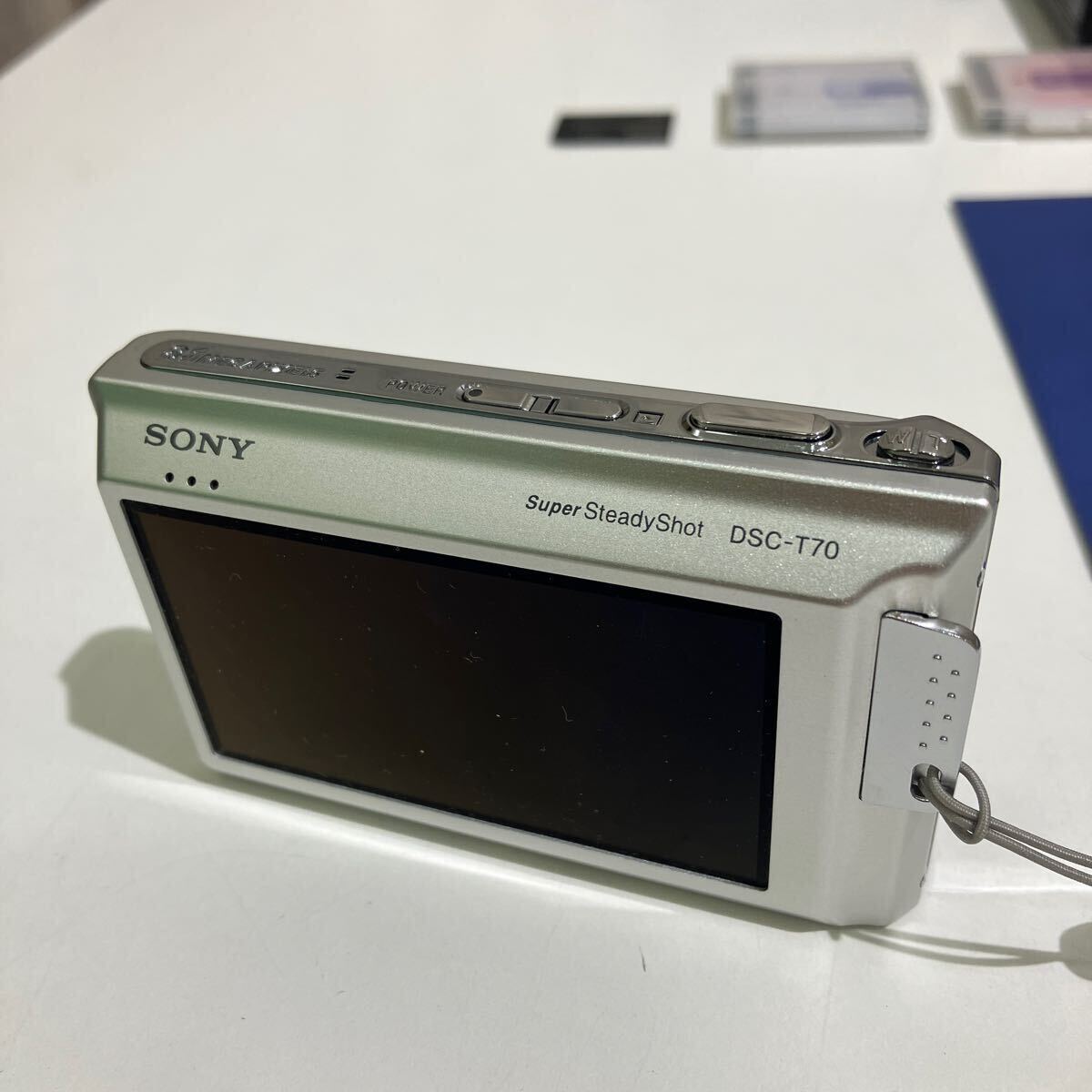 SONY Cyber-shot DSC-T70 コンパクトデジタルカメラ 稼働品　バッテリー用留具破損(修理要)_画像6