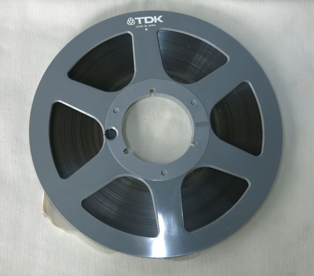 TDK 10号プラスチックリール テープ付き 中古品_画像1