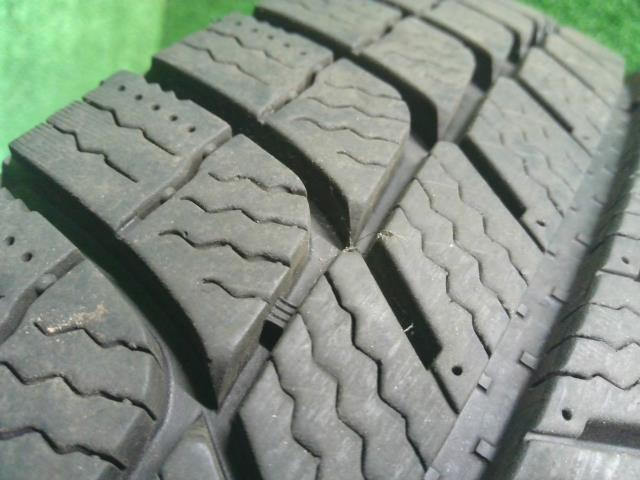 15インチ　冬　20年製スタッドレスタイヤ4本セット MICHELIN AGILIS X-ICE 195/80R15LY (240236)_画像7