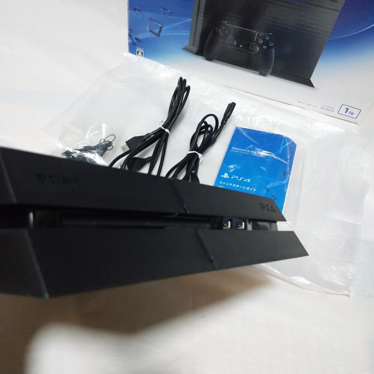 PlayStation4 1TB ジェット・ブラック CUH-1200B 本体 封印シールあり ゲームプレイ確認済み (ps4 プレステ4 SONY プレイステーション4)_画像5