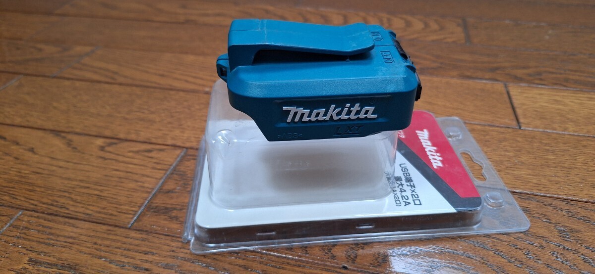 マキタ (Makita) USBアダプタ ADP05 バッテリー別売 18V 14.4Vの画像3