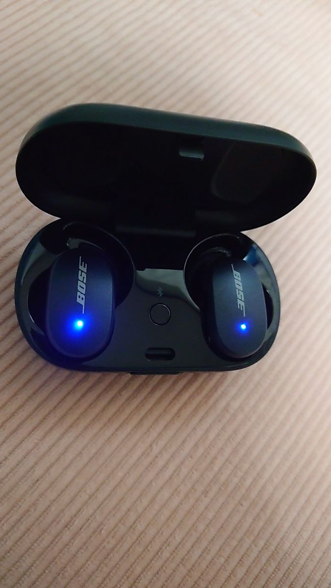 ワイヤレスイヤホン Bose QuietComfort Earbuds Triple Black 　ノイズキャンセリング　ボーズ