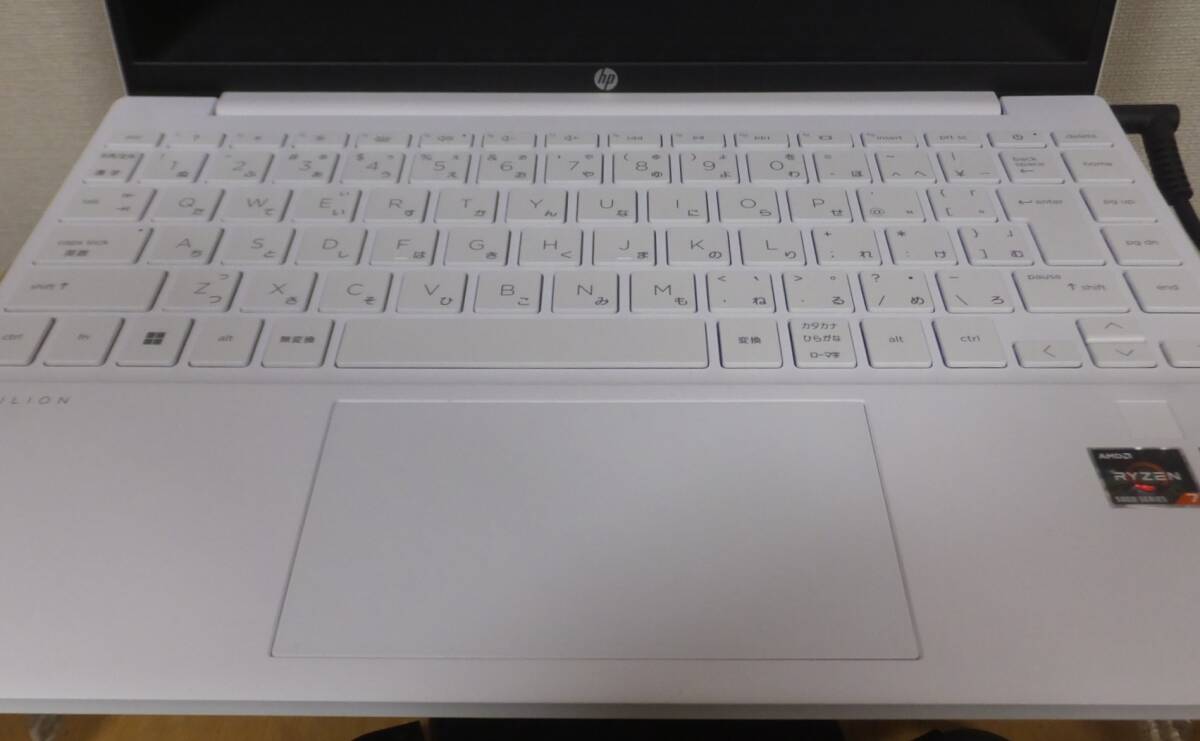 ジャンク!!HP Pavilion Aero 13-be1021AU/RAM16GB/0GB/セラミックホワイトの画像5