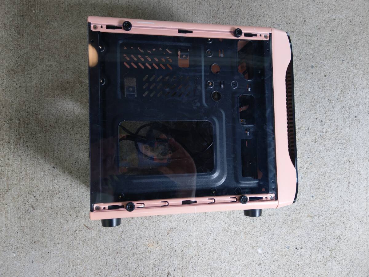 pccase01-w マイクロATX用超小型PCケース　ピンク色にリペイント　その２_画像7
