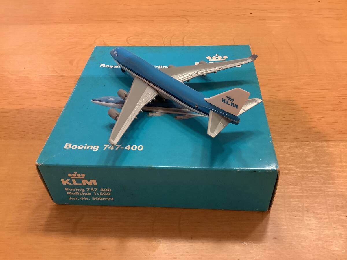 ヘルパウィングス 1/500 KLM ボーイング747-400の画像2