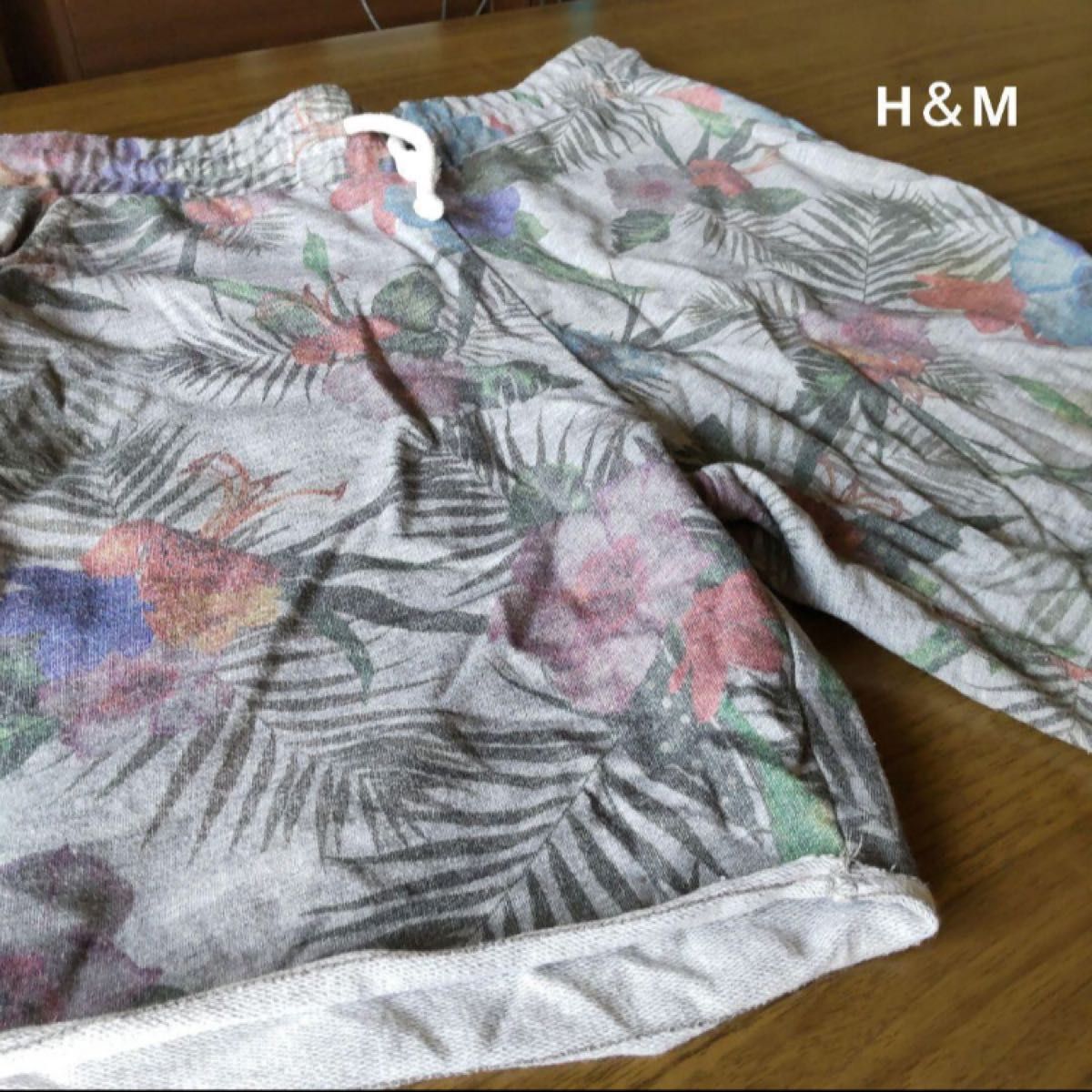 H&M ハーフパンツXS