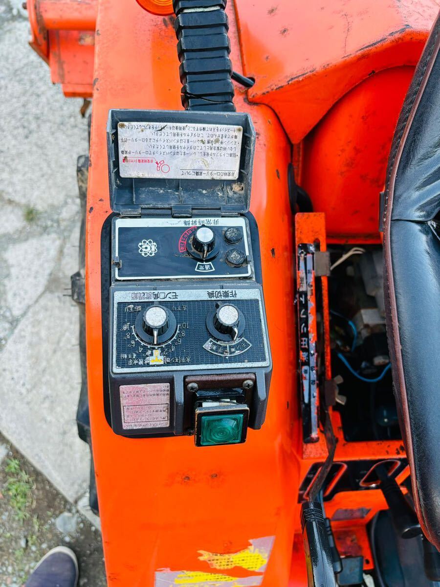 ＊＊(埼玉県)Kubota クボタトラクター B1-14D ＊＊時間984_画像5