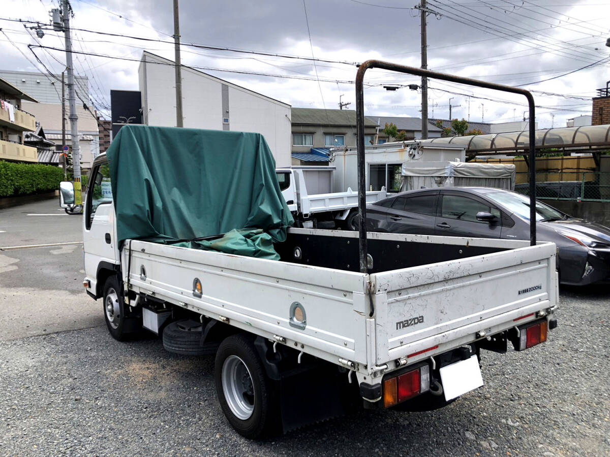 *. peace 1 year Mazda Titan 2t flat deck low floor carrier iron plate ETC. medium sized 5t under vehicle inspection "shaken" R6 year 11 month *
