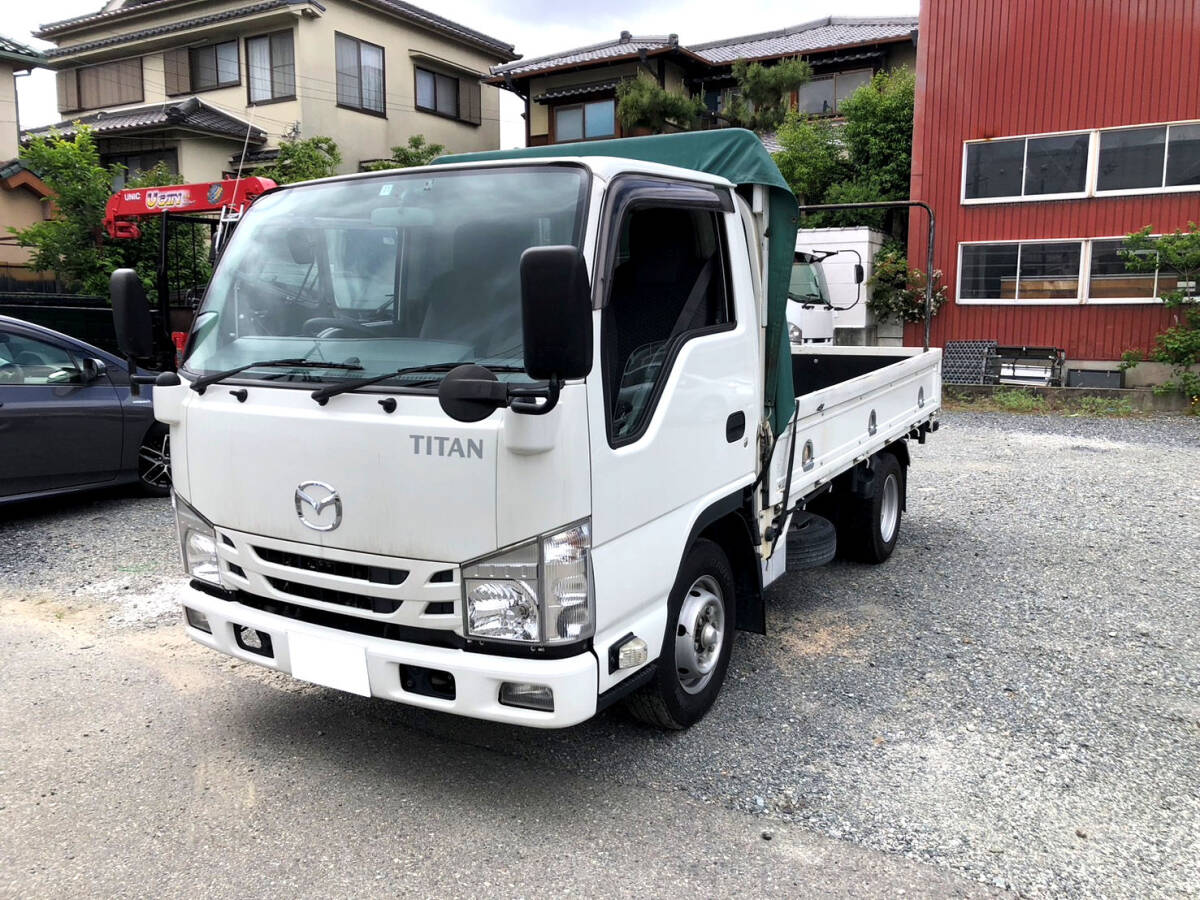 *. peace 1 year Mazda Titan 2t flat deck low floor carrier iron plate ETC. medium sized 5t under vehicle inspection "shaken" R6 year 11 month *