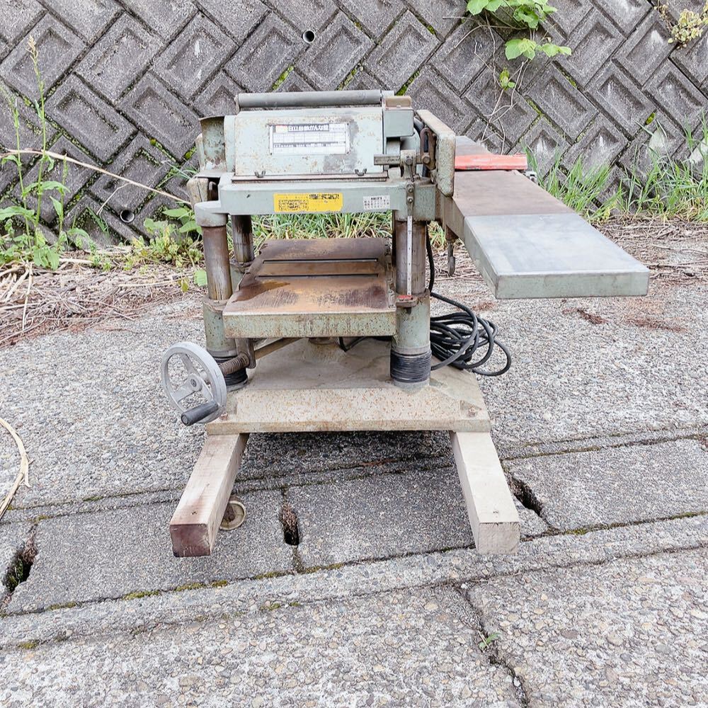 ☆動作品☆発送可☆引取歓迎☆HITACHI 日立 電動かんな盤 F- ☆動作品☆発送可☆引取歓迎☆HITACHI 日立 電動かんな盤 F-