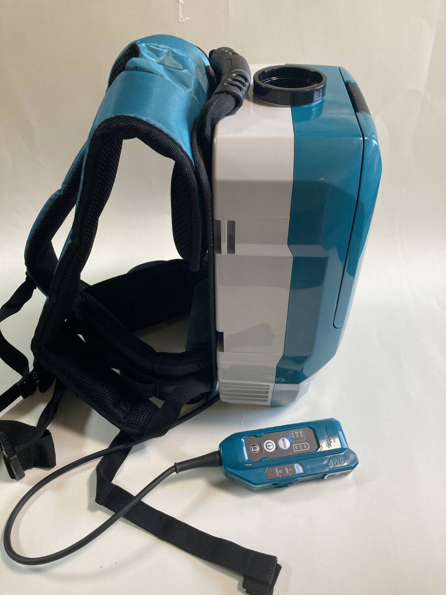 [makita] Makita rechargeable back pack compilation .. machine VC009GZ body only 40V flour .. exclusive use power tool connection for new goods unused box less .