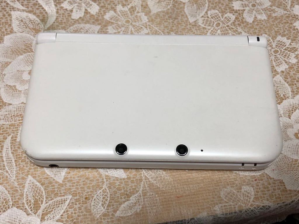 ニンテンドー3DS LL 本体　ジャンク品_画像2