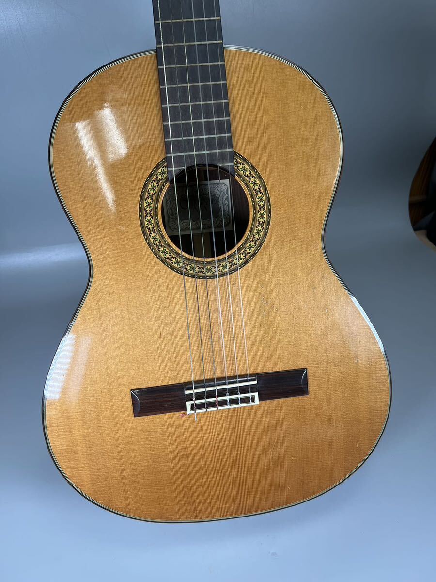 R0379 ORIGINAL FANA S-300 クラシックギターハード 箱付_画像3